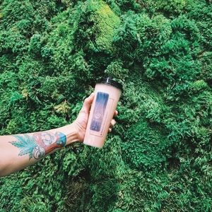 Meet your Posher, Eva